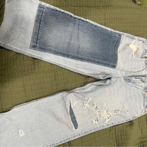 American Eagle Light Blue Jeans with Tan Stitching